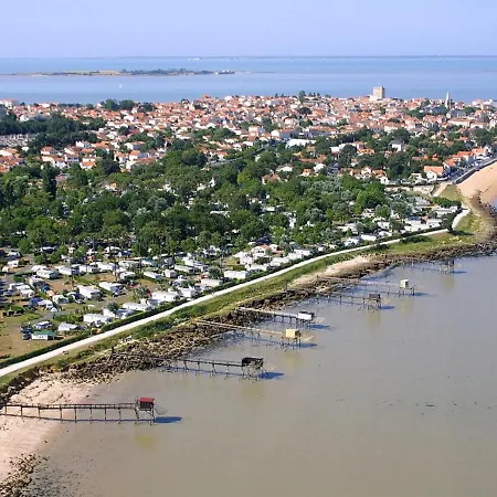 Tatil Evi Mobil-home 3 Proche A Fouras, Ideal 6 Pers., Equipement Complet, Calme Assure. - Fr-1-709-68