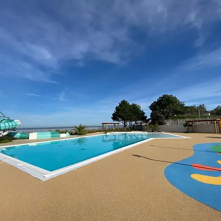 Mobil-home 3 Proche A Fouras, Ideal 6 Pers., Equipement Complet, Calme Assure. - Fr-1-709-68 Holiday home *