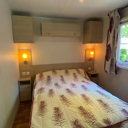 Mobil-home 3 Proche A Fouras, Ideal 6 Pers., Equipement Complet, Calme Assure. - Fr-1-709-68 Fouras