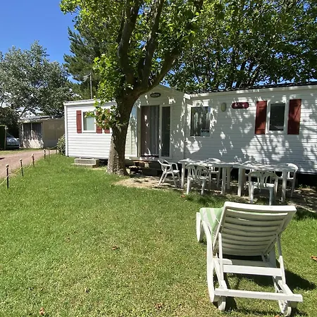 Mobil-home 3 Proche A Fouras, Ideal 6 Pers., Equipement Complet, Calme Assure. - Fr-1-709-68 * Fouras