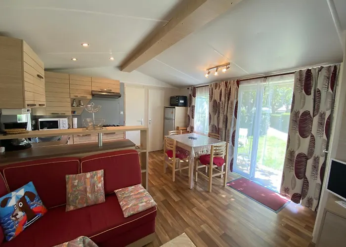 Mobil-home 3 Proche A Fouras, Ideal 6 Pers., Equipement Complet, Calme Assure. - Fr-1-709-68