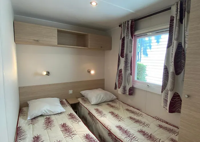 Mobil-home 3 Proche A Fouras, Ideal 6 Pers., Equipement Complet, Calme Assure. - Fr-1-709-68 Semesterbostad Fouras